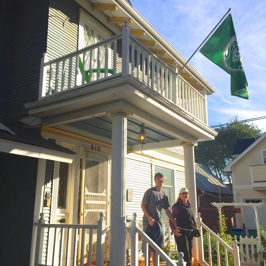 Fernweh Inn & Hostel Fort Collins Exterior photo